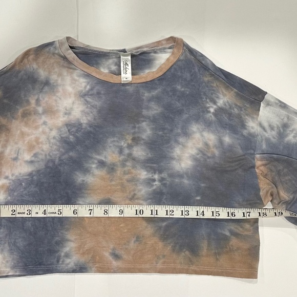 Tie Dye Sweatshirt for Women - Size M. - Picture 6 of 10